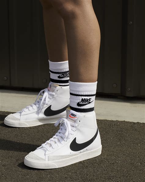 ladies nike blazers|nike women blazer 77 vintage.